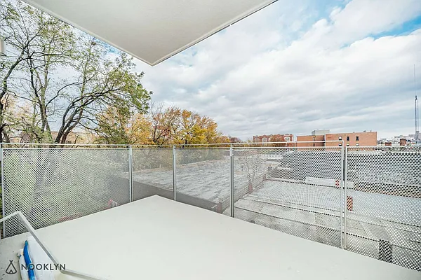 Rented by Nooklyn NYC LLC | media 50