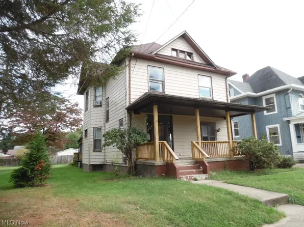 413 Williams Ave, Williamstown, WV 26187