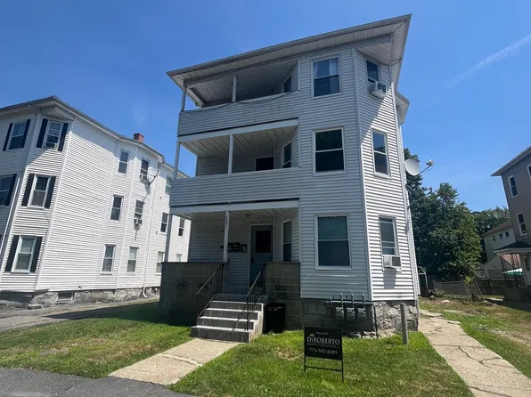 151 Pilgrim Ave APT 2, Worcester, MA 01604