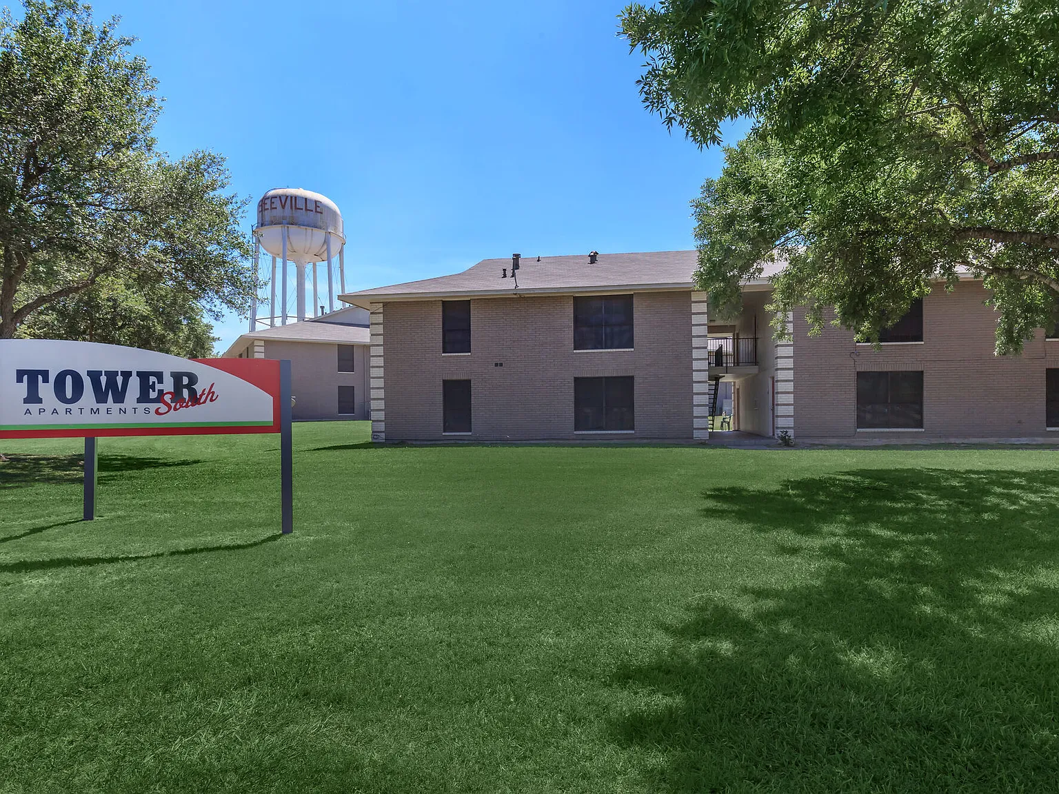 Tower South Apartments — Photo 2