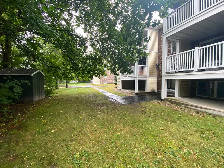 23 Glenwood Ave #14 — Photo 3