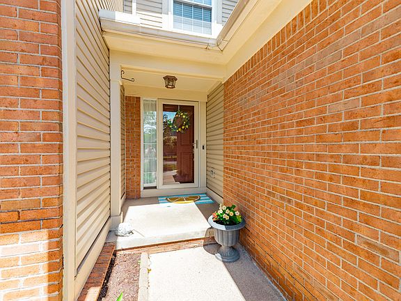 3rd image of 5488 Elmhurst Dr #21
