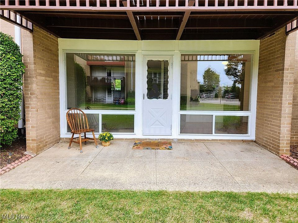 1st image of 10412 N Church Dr APT 301