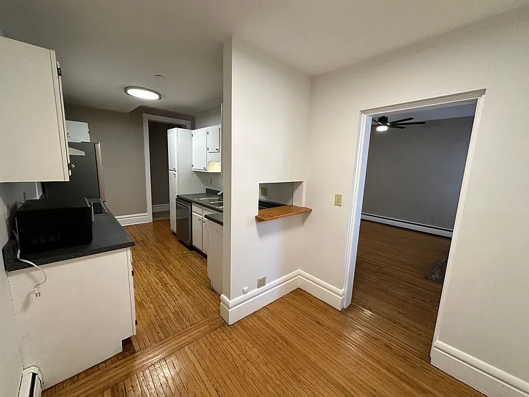 Neil Ave 839-843 CR — Photo 6