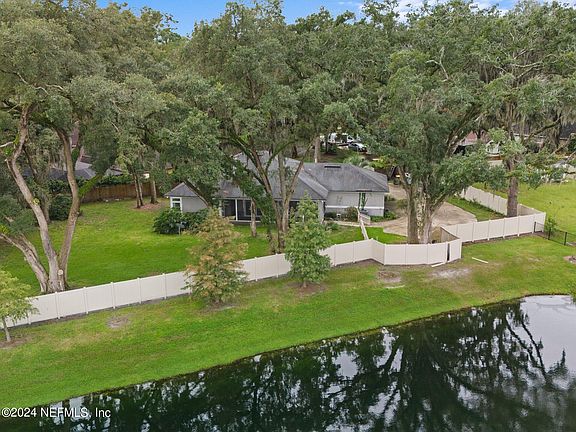 3rd image of 2801 CHELSEA COVE Drive