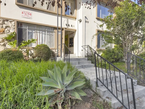 3867 Potomac Ave.
