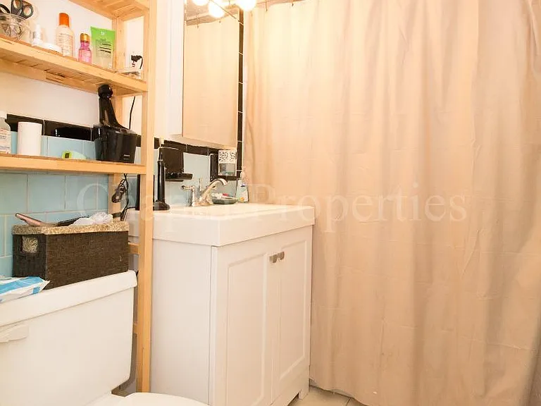 95 Chestnut St #1B — Photo 9