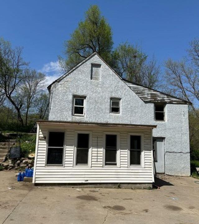 1st image of 423 Avenue G