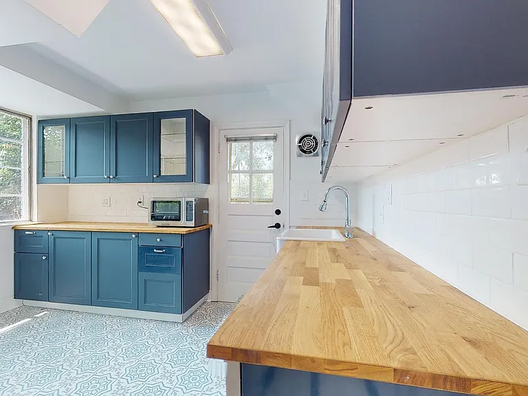 4815 Yuma St NW — Photo 7