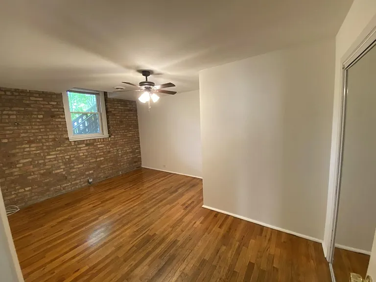 2211 N Bissell St — Photo 17