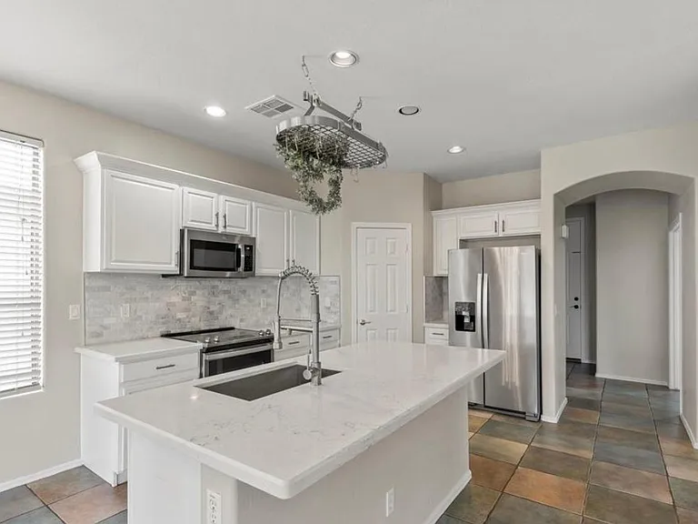 203 W Nolan Way — Photo 10