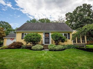 28 Meaders Ln, Salisbury, MA 01952