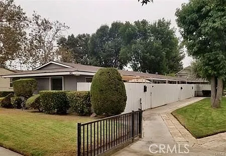 154 N Parker St Photo 1