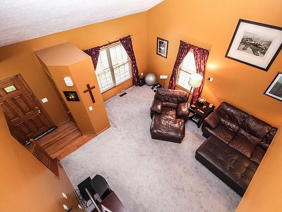 5th image of 837 Whitehead Dr