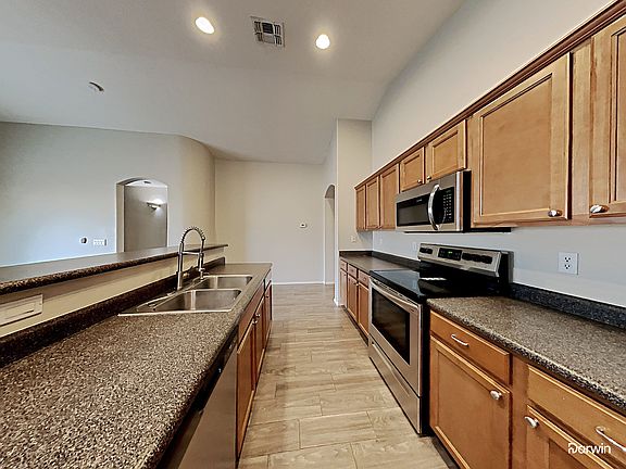 2nd image of 35468 N Shorthorn Trl