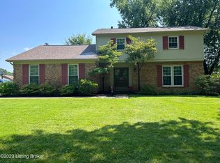 9812 Cypress Creek Dr, Hickory Hill, KY 40241