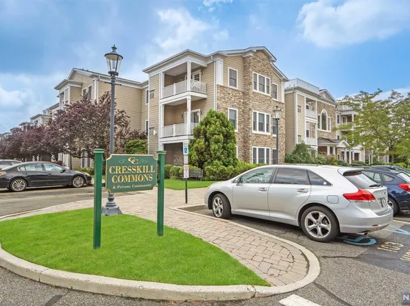 5 Tenakill Park E APT 116, Cresskill, NJ 07626