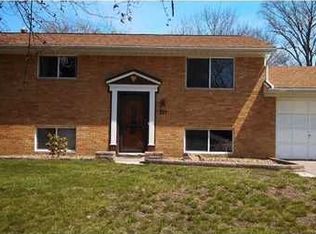 337 Shrewsbury Dr, Holland, OH