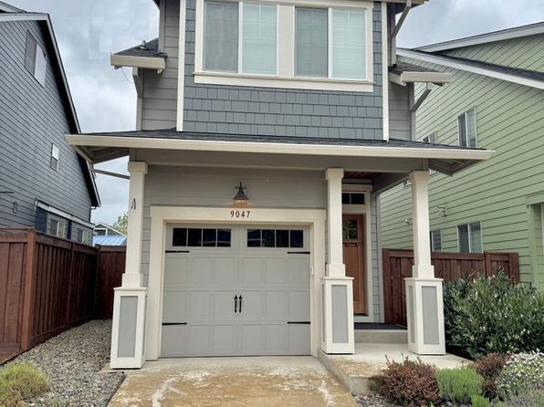9047 N Mohawk Ave