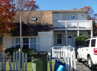 102 N Douglas Ave, Margate, NJ 08402