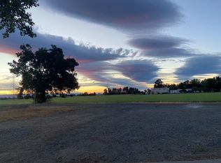 7646 Serpa Ln, Dixon, CA 95620