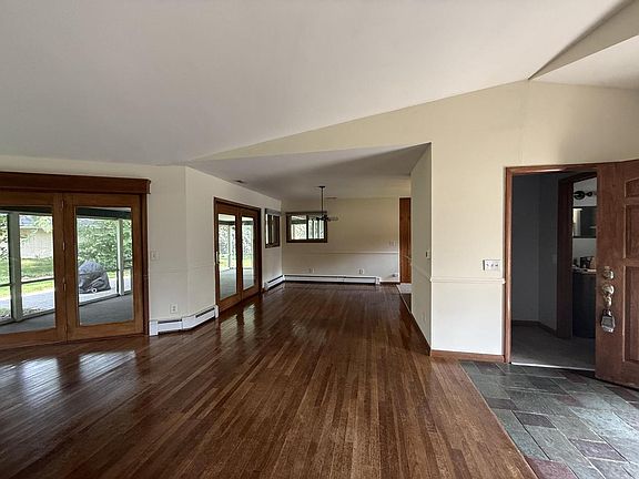 3rd image of 357 Spring LANE