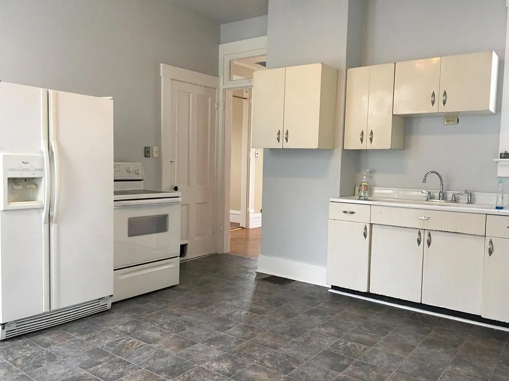 1009 Cedar St — Photo 2