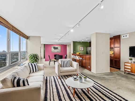 2nd image of 3550 N Lake Shore Dr #1921-23