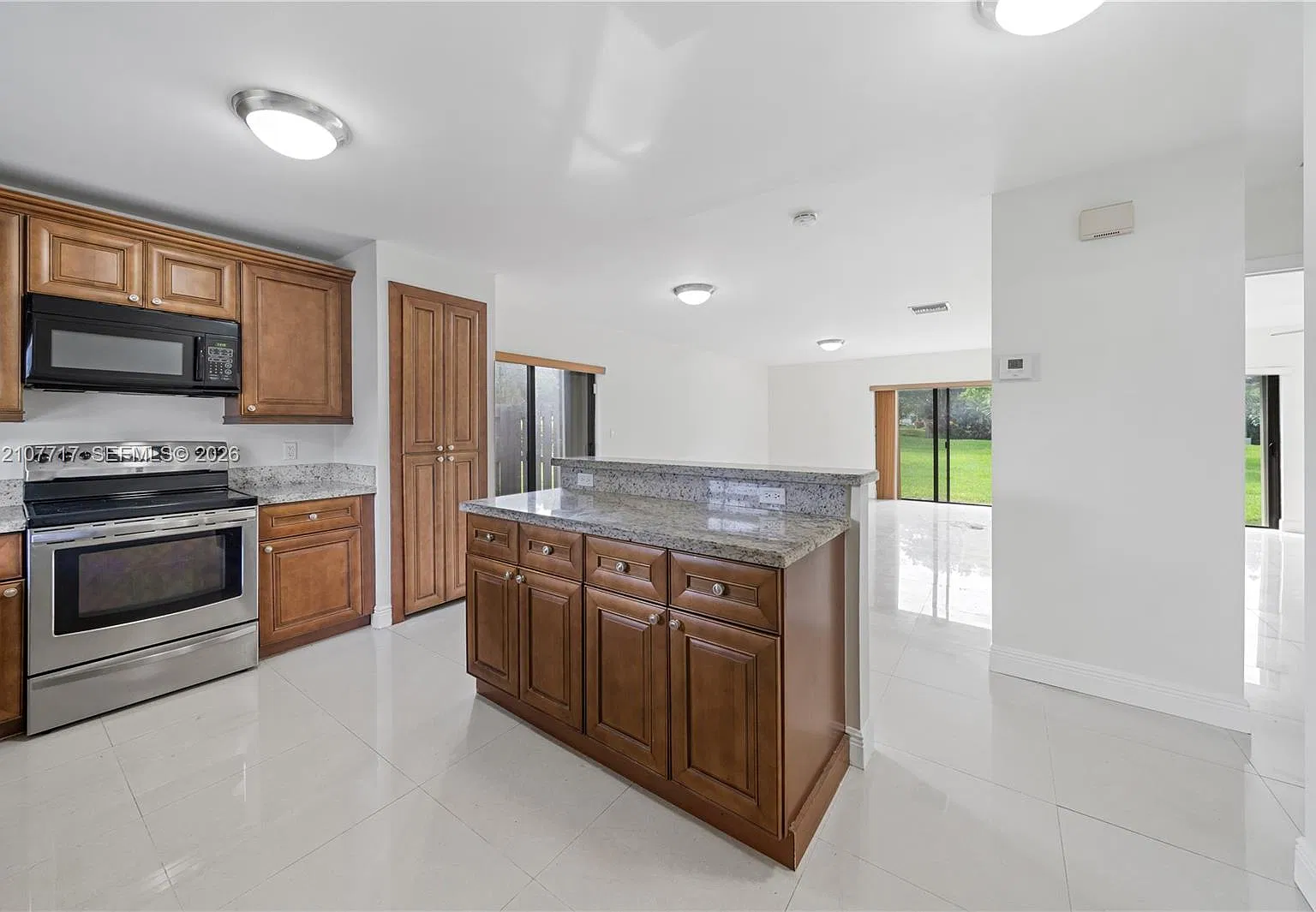 Sabal Chase Sec 1 — Photo 1