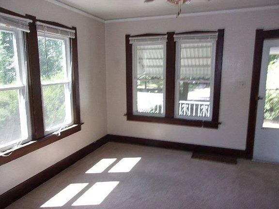 5th image of 1850 S Corona St