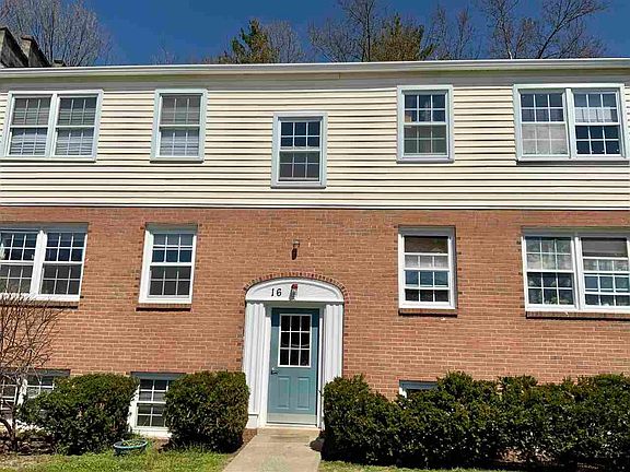 2nd image of 16 Huguenot St
