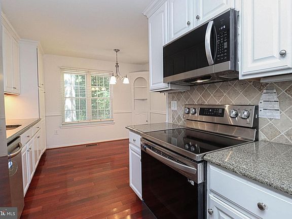 2nd image of 10240 Sassafras Woods Ct