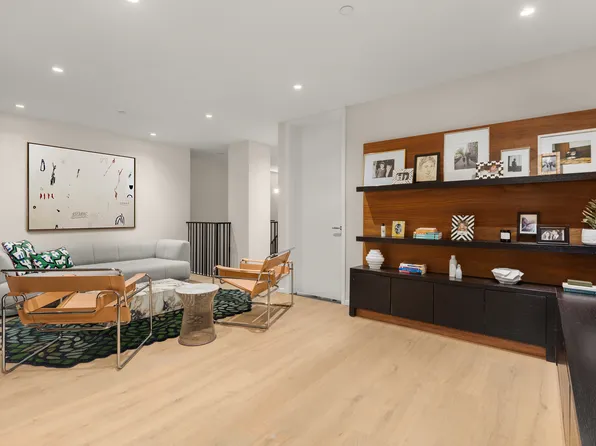 11 Beach Street image 20 of 28