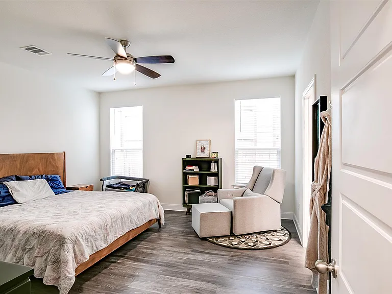 7616 Groundhog Way — Photo 17