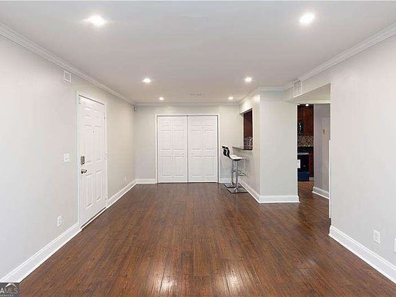 4th image of 2657 Lenox Rd NE #P216