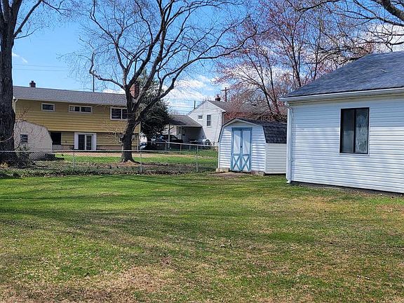 3rd image of 3007 Ogletown Rd