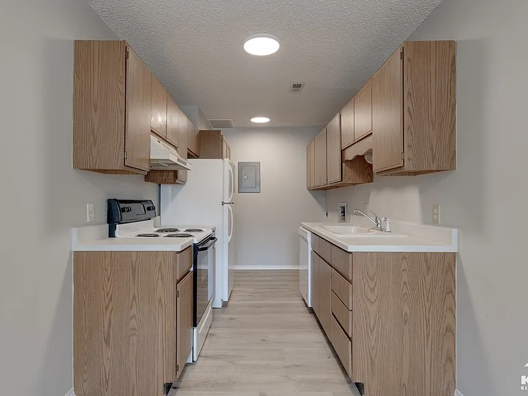 1321 N Sheridan St — Photo 5