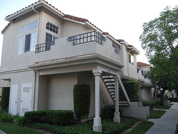 End Unit - NoOne Below