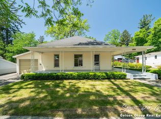 315 S Cross St #A, Greenville, MI 48838