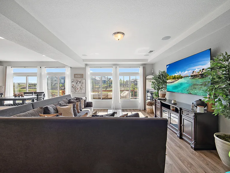 7243 Sedgerock Ln — Photo 6