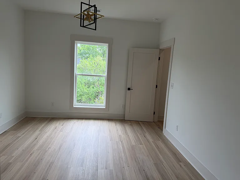 105 Hart Ln #D — Photo 14