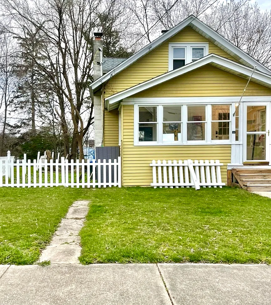2 bed, 1.5 bath, 954 sqft, $1,600 — Photo 2