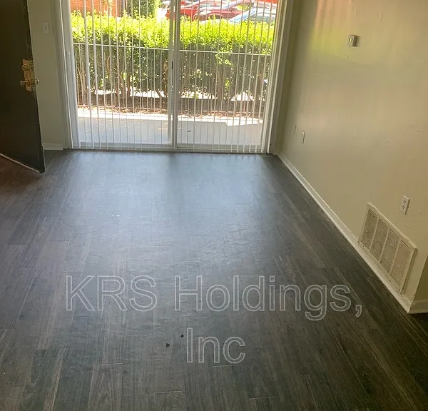 1700 Carlisle Apartments #14 — Photo 4