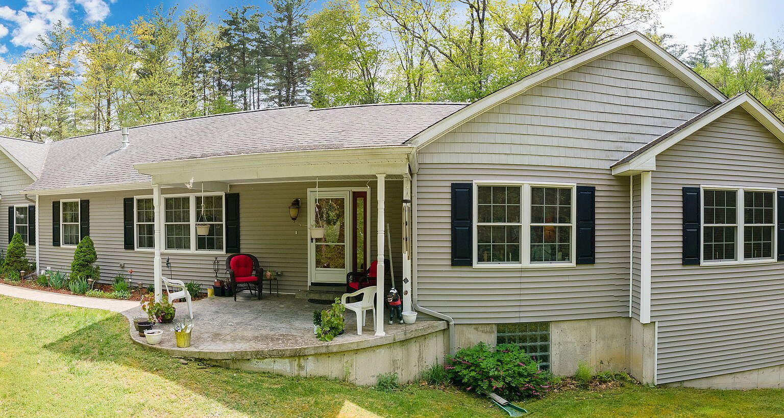 17 Winter Haven, West Sand Lake, NY 12196 Zillow