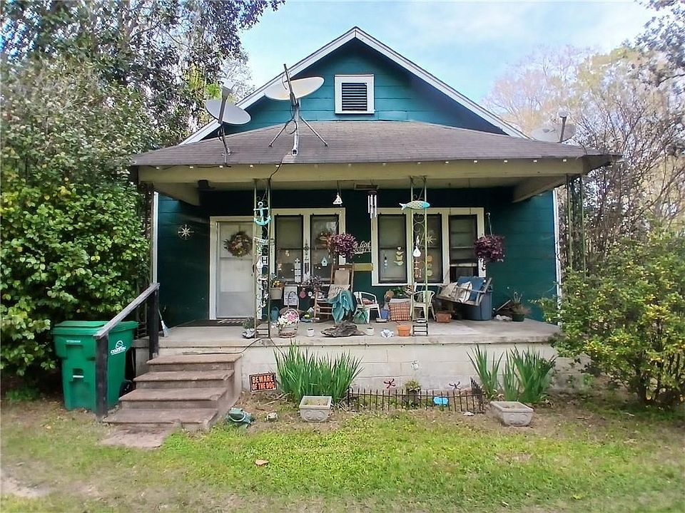 1st image of 1241 W 9th St