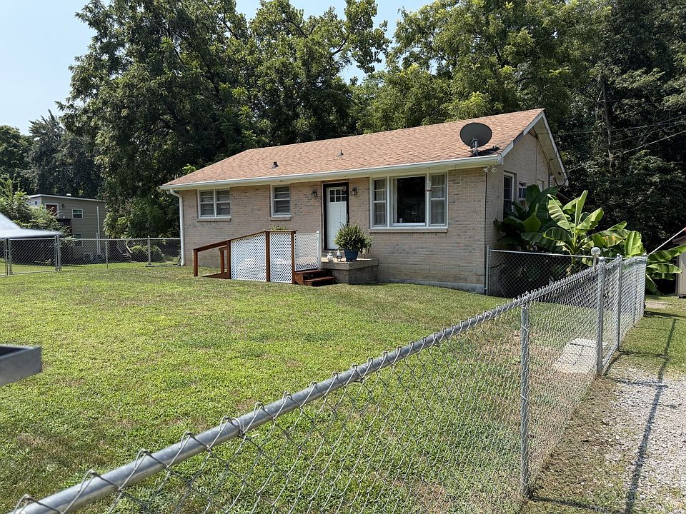 1st image of 124 Joyce Ln