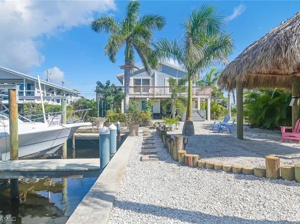 16045 Aura Ln, Bokeelia, FL 33922