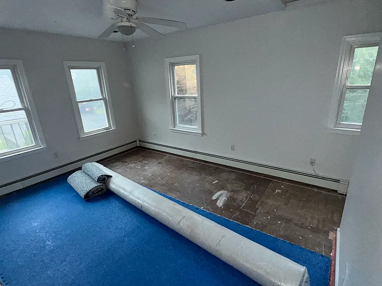 22 Davis St #2 — Photo 8