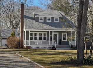286 New Meadow Rd, Barrington, RI 02806