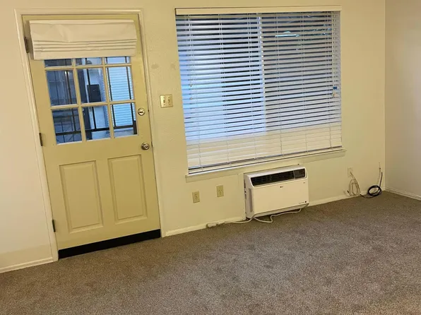 15089 W San Joaquin Ave, Kerman, CA 93630